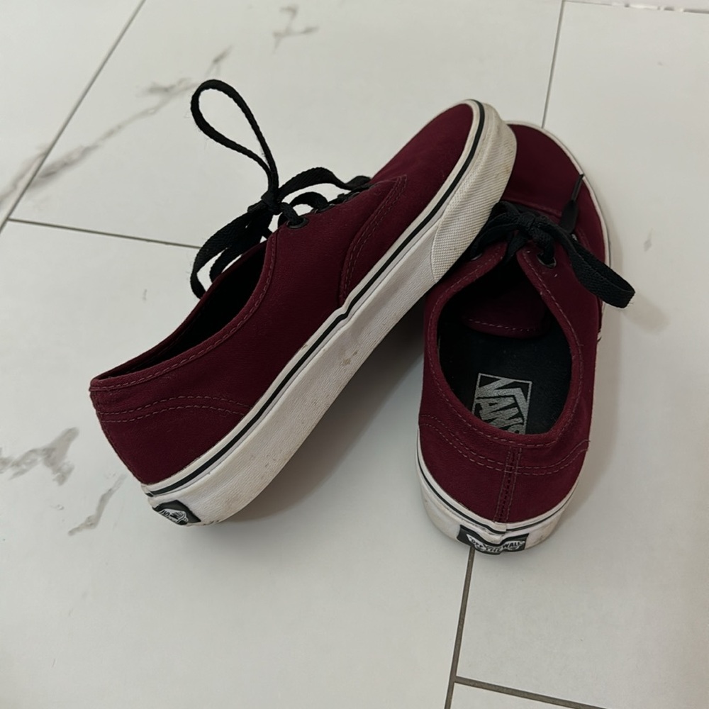 VANS “MAROON AUTHENTIC” SHOES W 7/ M 5.5